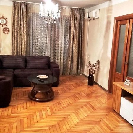 Apartment K. Gamsakhurdia St. Batumi Eksteriør billede