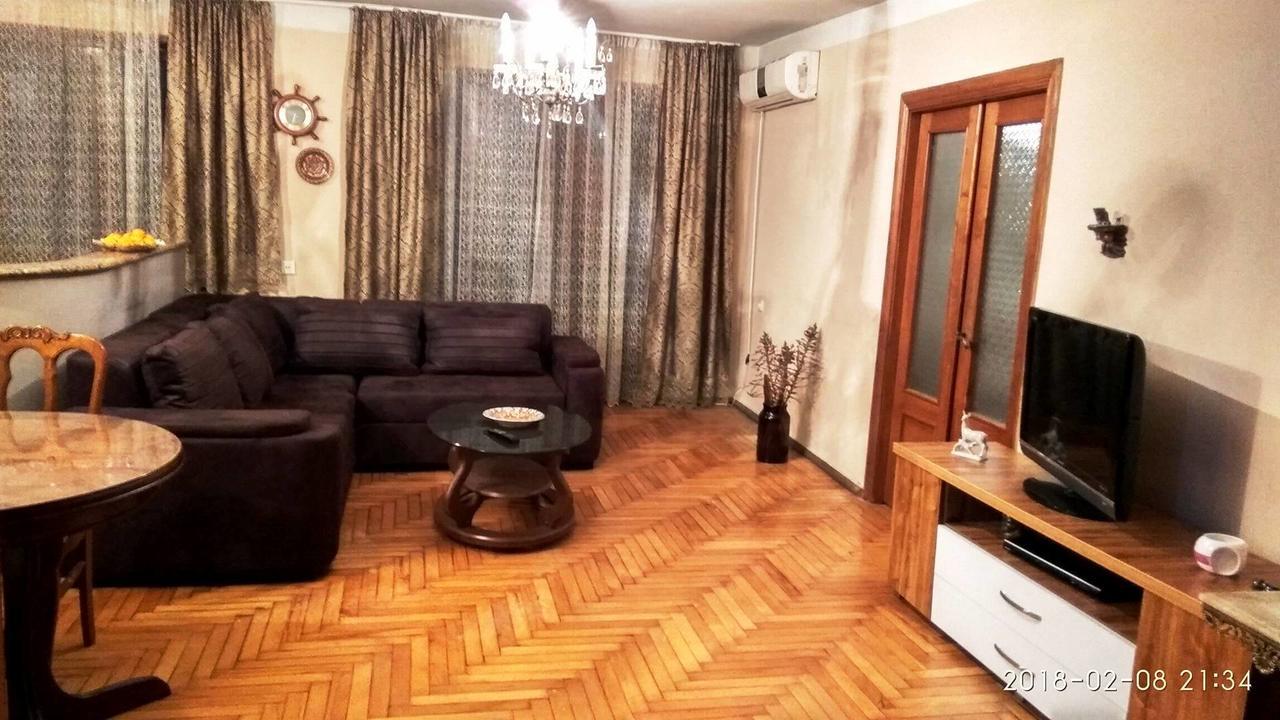 Apartment K. Gamsakhurdia St. Batumi Eksteriør billede