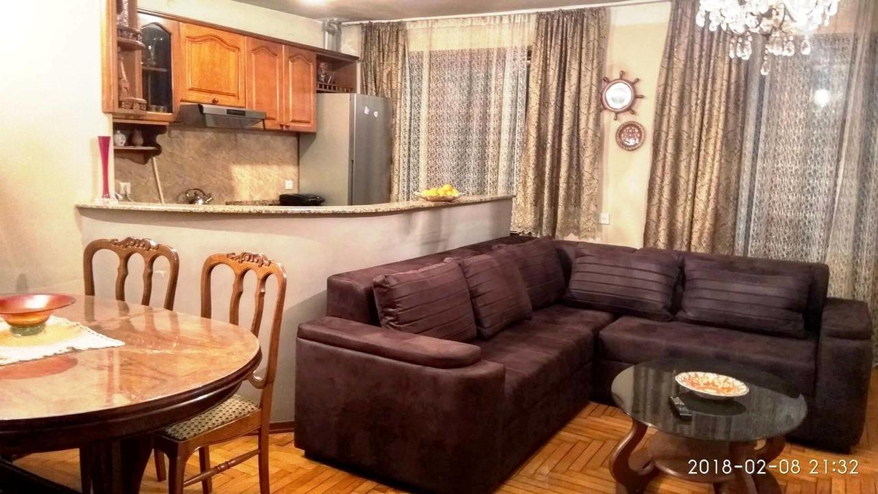 Apartment K. Gamsakhurdia St. Batumi Eksteriør billede